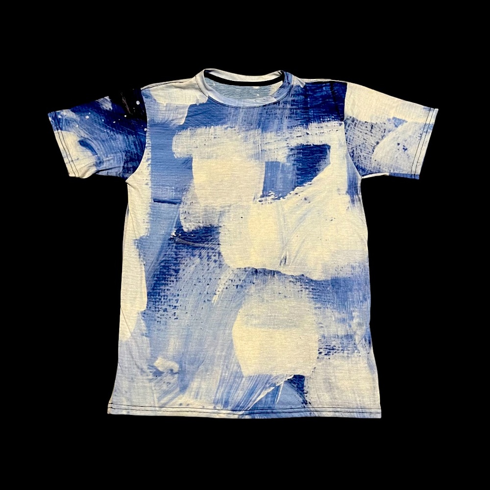Men’s Medium Custom Fashion Tee